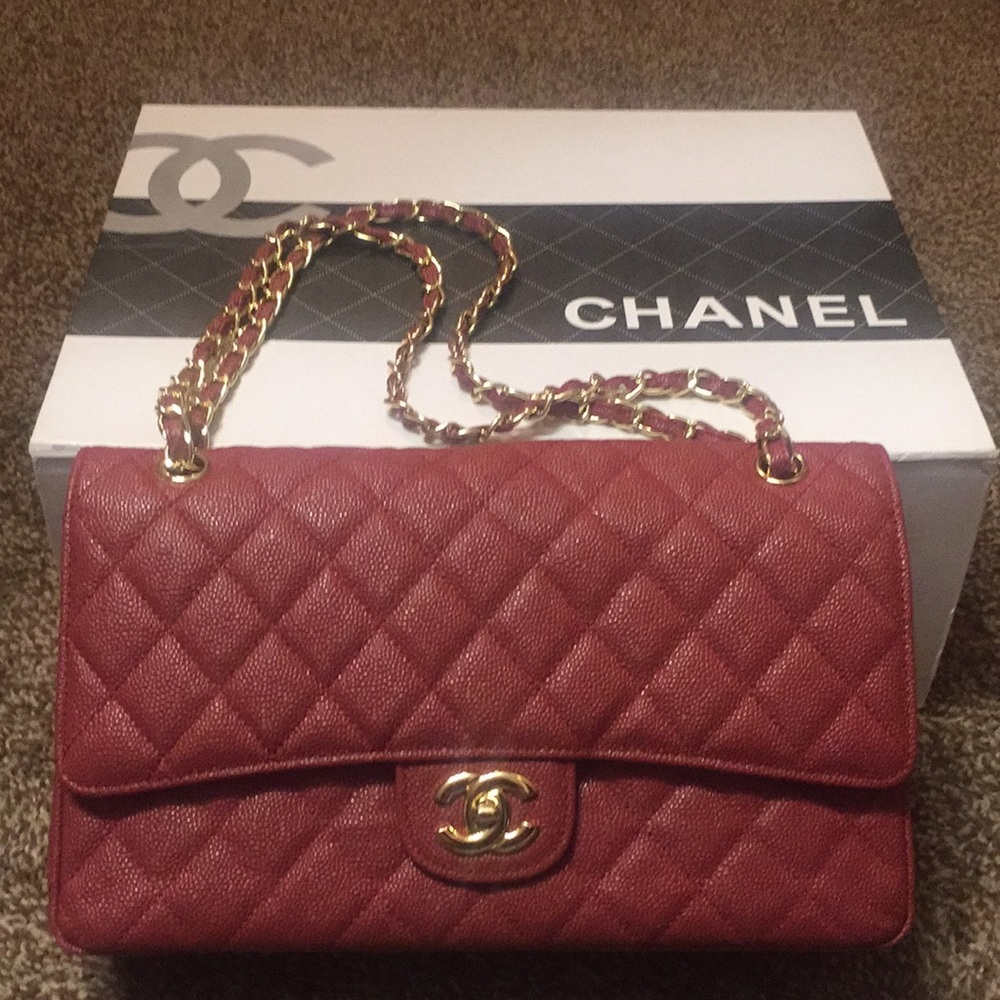 Chanel medium classic caviar bag